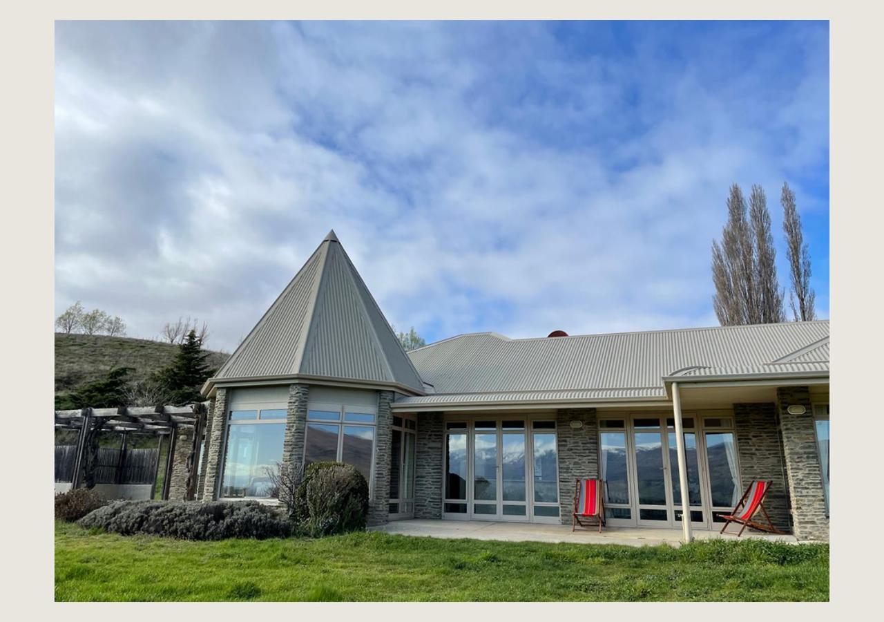 Arthur's House At Carrick Winery * Cromwell